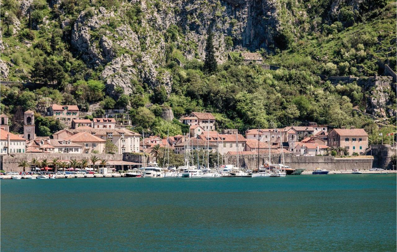 Lovely Home In Kotor With Wifi Εξωτερικό φωτογραφία